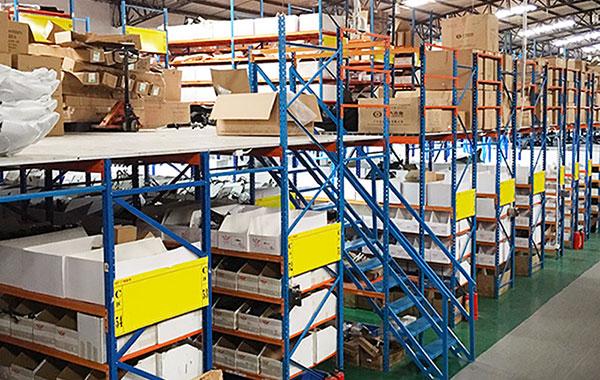 Which warehouse storage racks are suitable for storing small items?