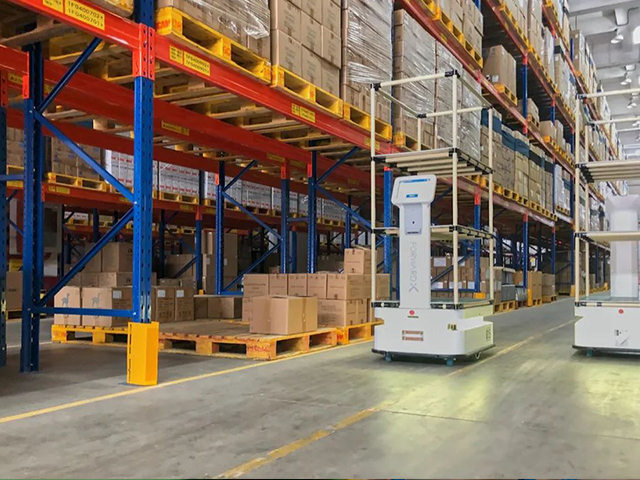 Rack with  Automated Guided Vehicle （AGV）