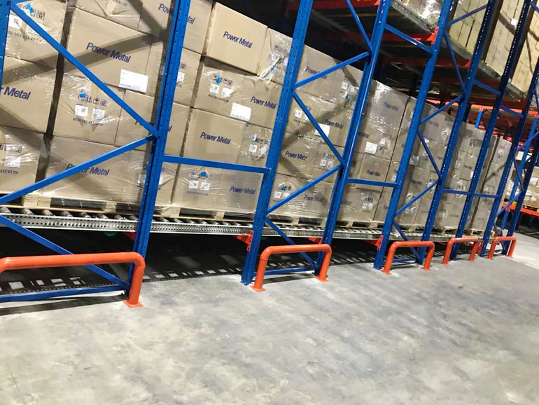 Cold storage gravity rack