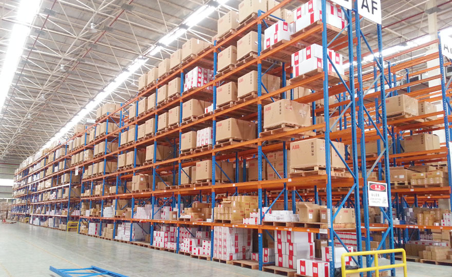 How to choose heavy pallet rack manufacturers