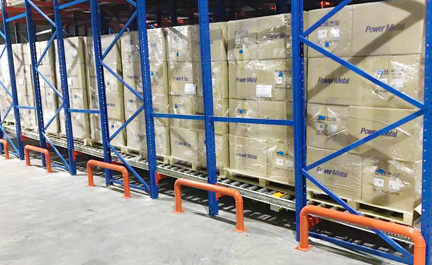 Cold storage gravity rack, efficient intensive storage solution