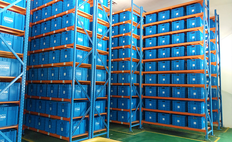 Is the CTU material box three-dimensional warehouse designed in a high-density manner?