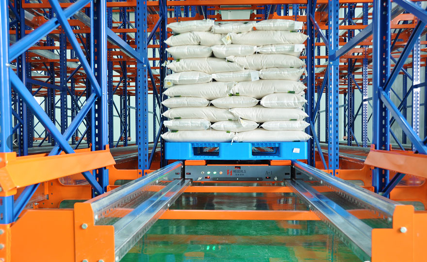 Can the shuttle rack be used in cold storage with a temperature below 20 degrees?