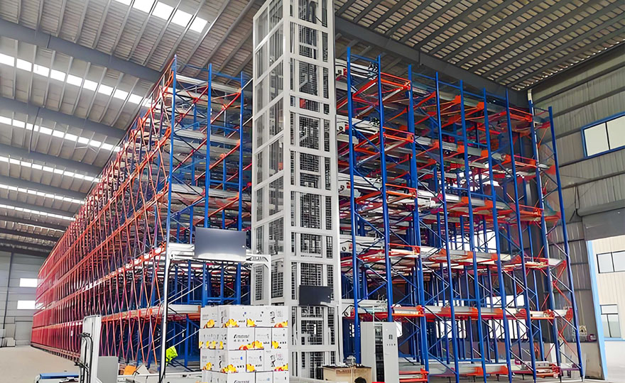 Can the shelves in the refrigerated warehouse be fully automated for loading and unloading of goods?