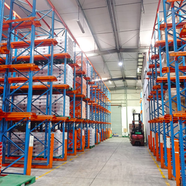 How much does a logistics warehouse shelf cost?