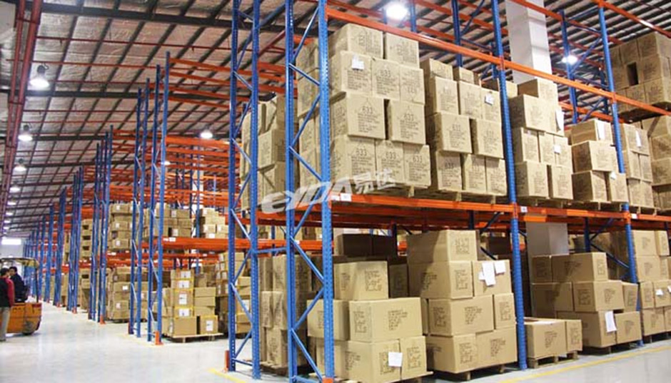 heavy duty pallet racks