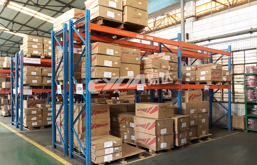 Heavy pallet rack