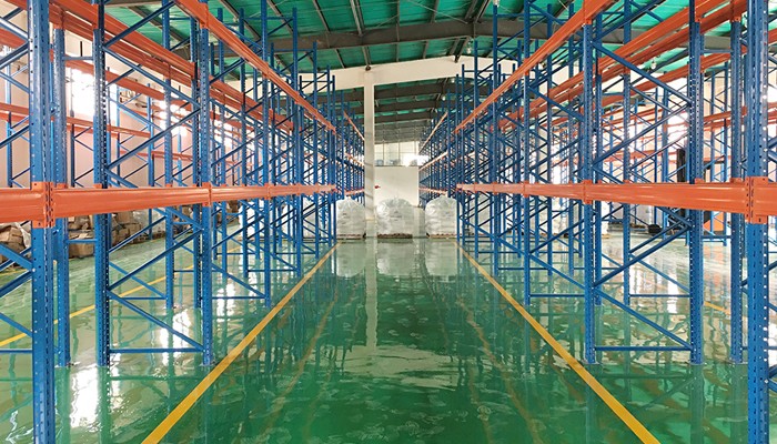 Heavy pallet rack