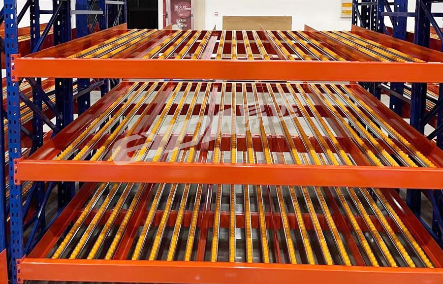 Flow-through rack