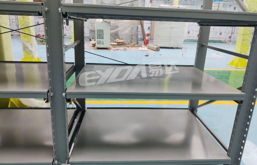Drawer-type mold shelves